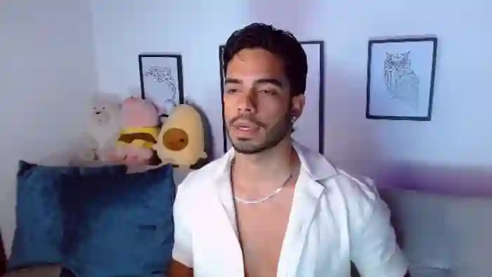 2025/10/17/flirt4free-thomas-spellman-23-49-35