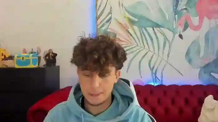 2025/10/17/flirt4free-valentin-martel-10-02-14