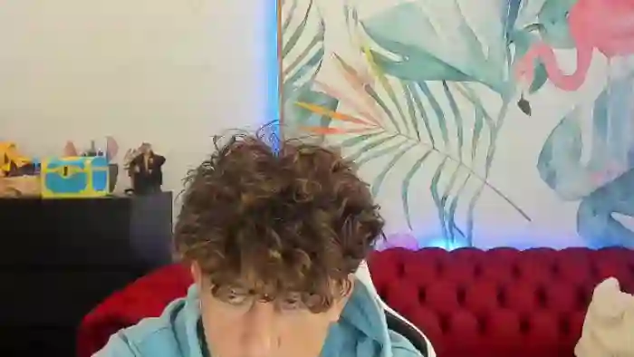 2025/10/17/flirt4free-valentin-martel-11-02-58