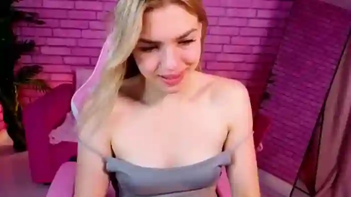 2025/10/18/flirt4free-margo-winsor-07-51-50