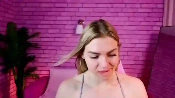 2025/10/18/flirt4free-margo-winsor-08-26-45