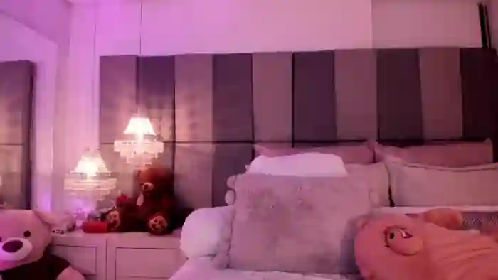 2025/10/18/flirt4free-mia-klein-02-56-49