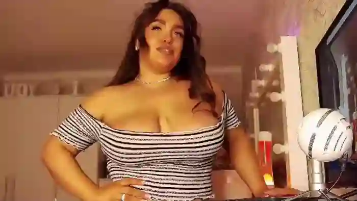 2025/10/18/flirt4free-rosalie-anders-23-00-20