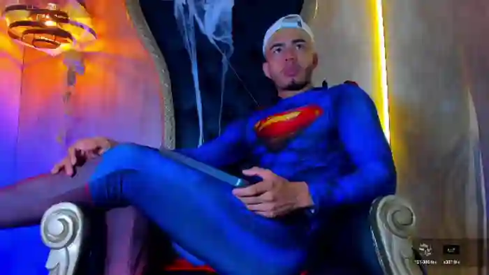 2025/10/18/flirt4free-thaddeus-king-22-58-16