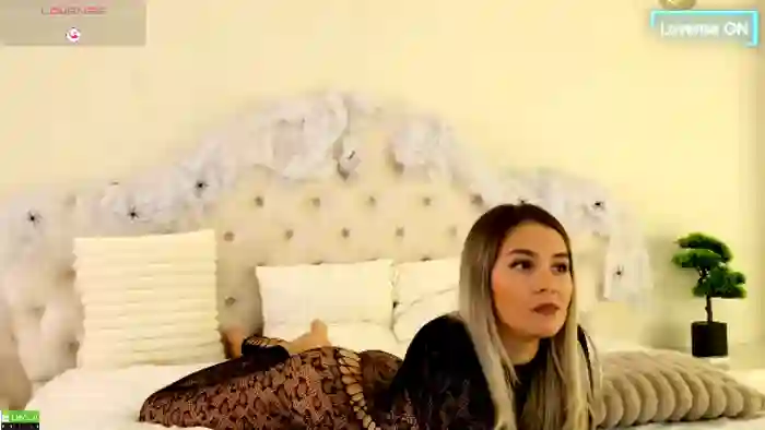 2025/10/19/flirt4free-evie-anderson-01-44-35