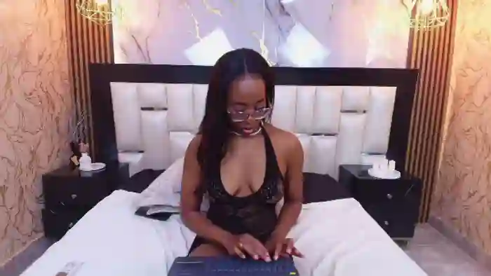 2025/10/19/flirt4free-kelly-swift-07-26-03