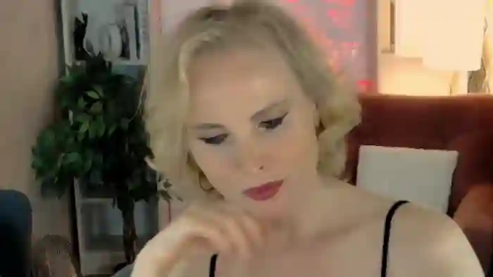 2025/10/19/flirt4free-sandra-kind-09-09-37