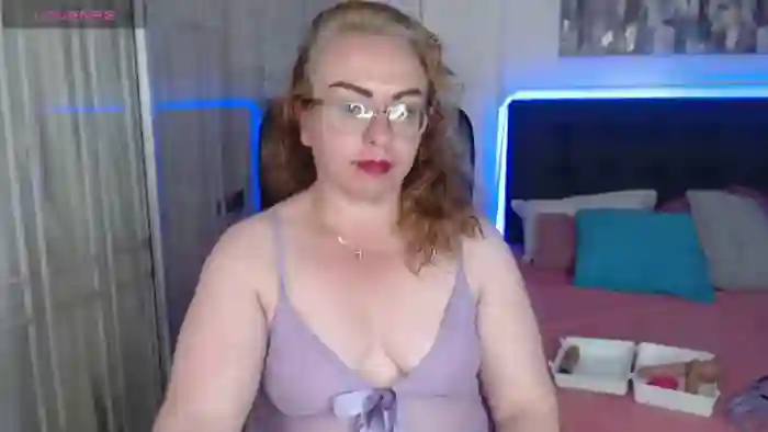 2025/10/19/flirt4free-tania-goddess-17-52-25