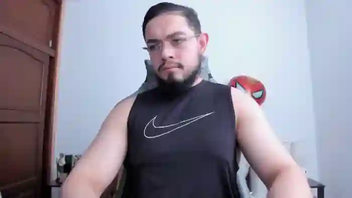 2025/10/19/flirt4free-luigi-white-19-31-45