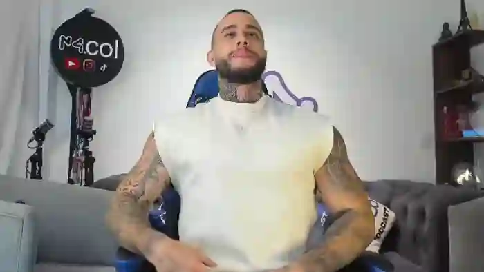 2025/10/19/flirt4free-magic-mak-23-05-25