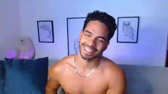 2025/10/19/flirt4free-thomas-spellman-01-52-14