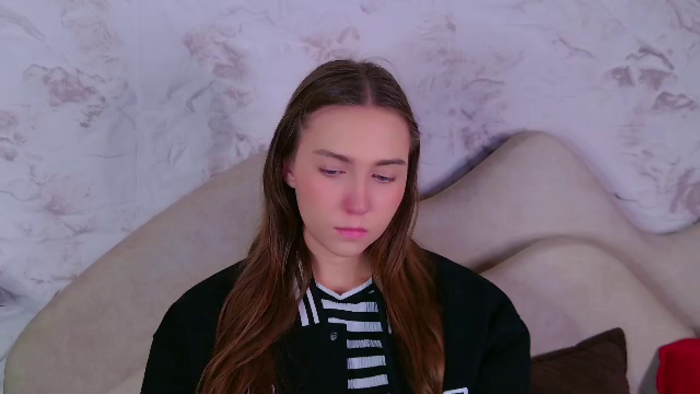 olivia-lay