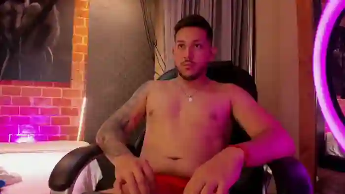 2025/10/20/flirt4free-mark-greey-21-53-42