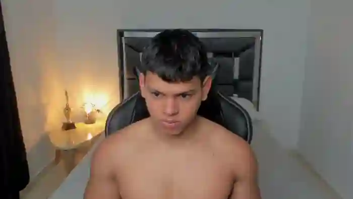 2025/10/20/flirt4free-stefan-lennox-14-57-57
