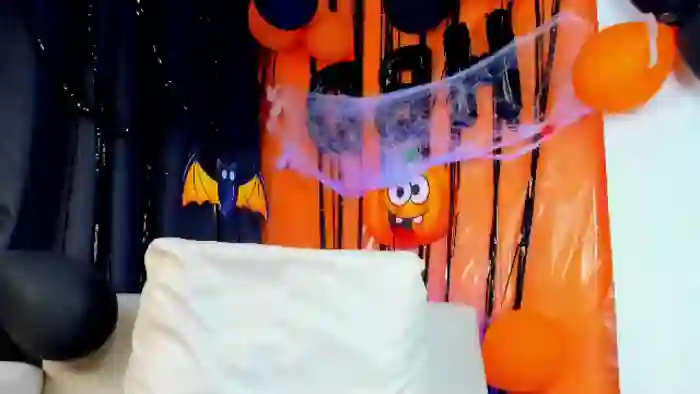 2025/10/20/flirt4free-summy-hattaway-02-32-04