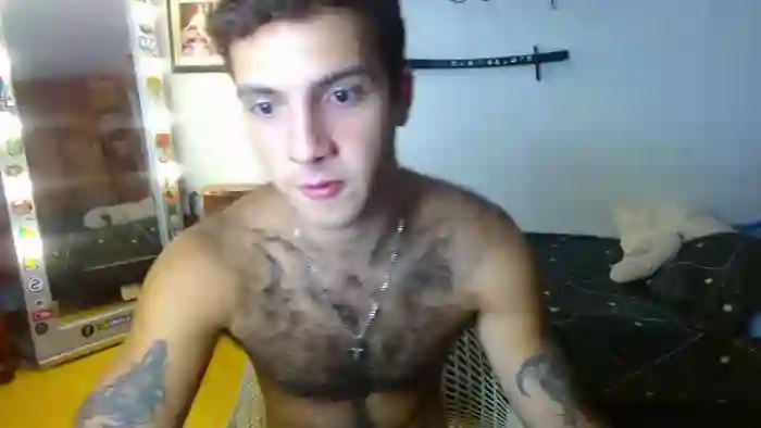 2025/10/20/flirt4free-zack-buttoon-22-26-36