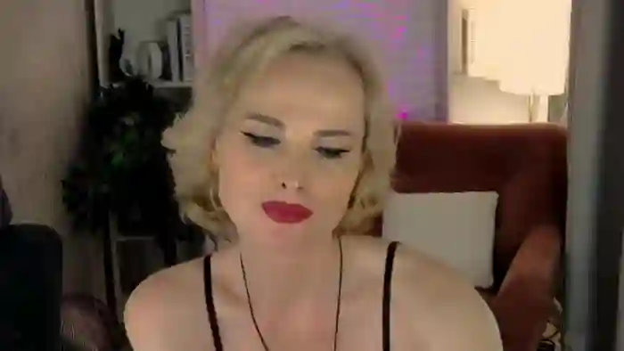 2025/10/21/flirt4free-sandra-kind-09-08-12