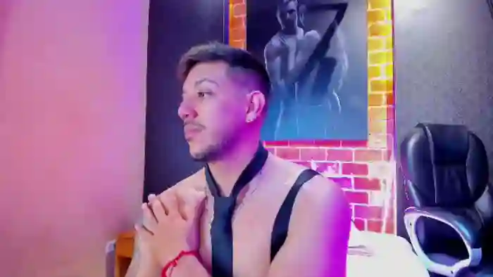 2025/10/21/flirt4free-mark-greey-18-49-35