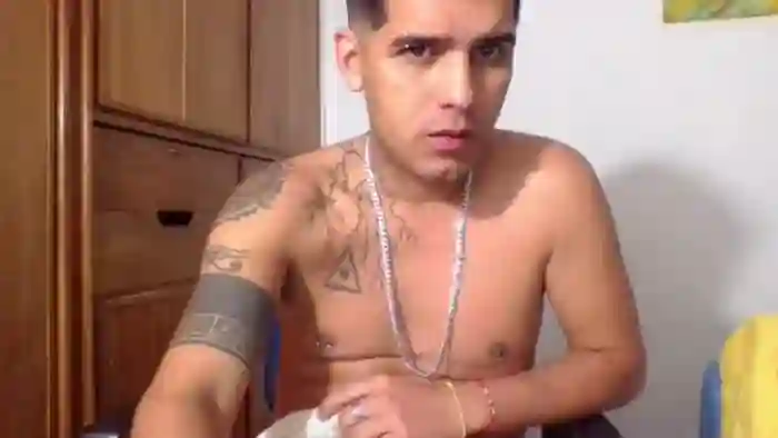 2025/10/21/flirt4free-zac-gray-03-28-41