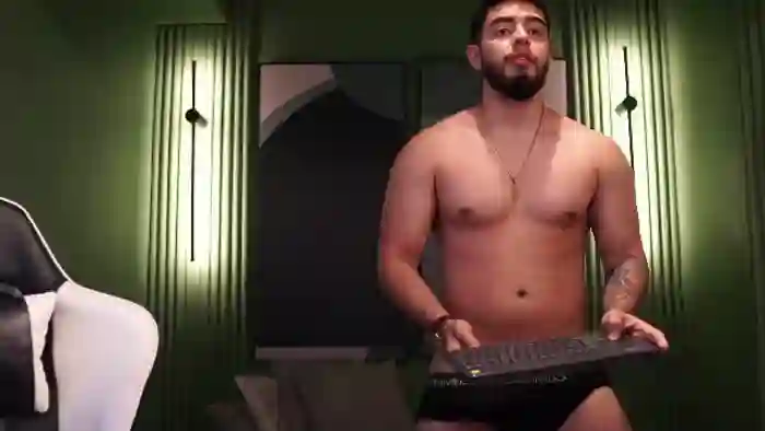 2025/10/22/flirt4free-nick-vans-16-43-53