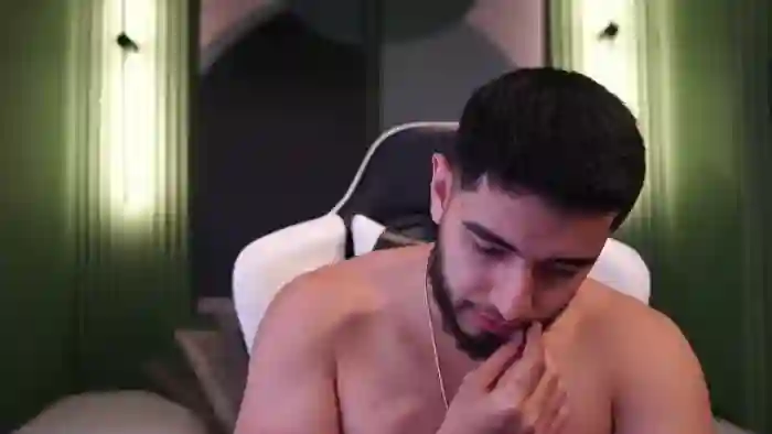 2025/10/22/flirt4free-nick-vans-17-44-57