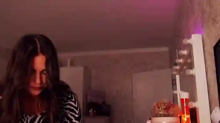 2025/10/23/flirt4free-rosalie-anders-23-07-08