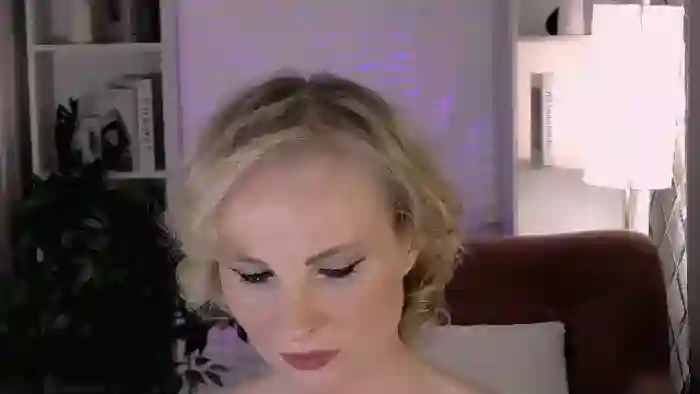 2025/10/23/flirt4free-sandra-kind-11-50-34