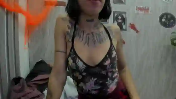 2025/10/23/flirt4free-wanda-snake-10-28-03