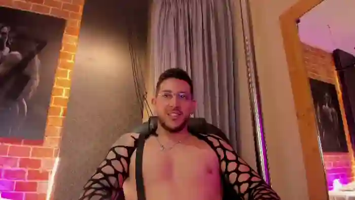 2025/10/23/flirt4free-mark-greey-19-17-49