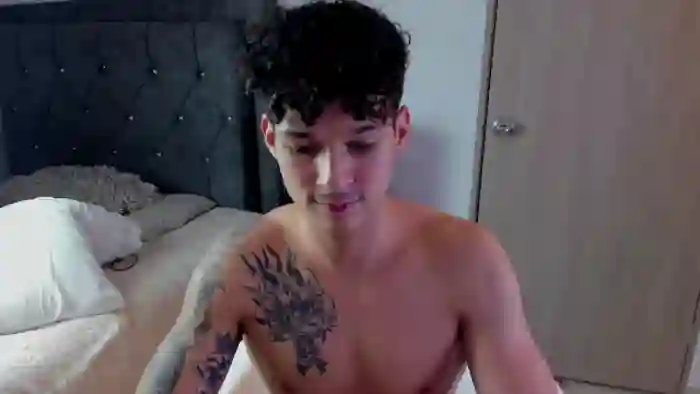 2025/10/23/flirt4free-morthy-d-02-33-01