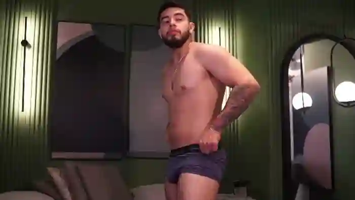 2025/10/23/flirt4free-nick-vans-16-44-32