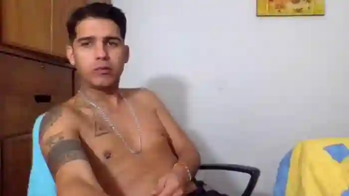 2025/10/23/flirt4free-zac-gray-03-54-18