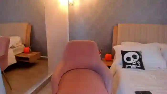 2025/10/24/flirt4free-katt-souza-04-11-53