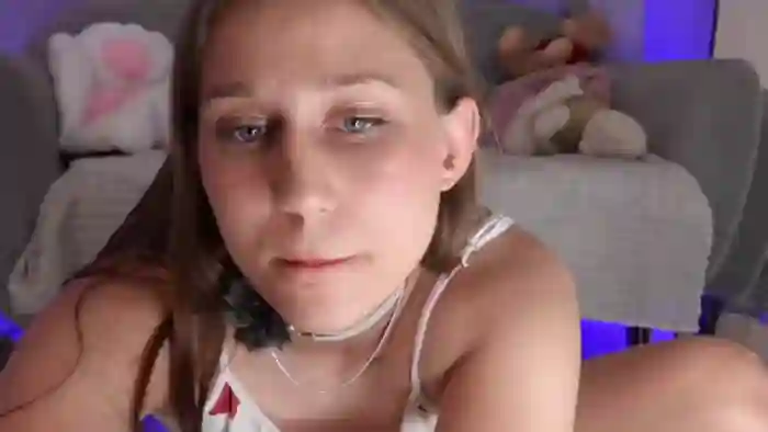 2025/10/24/flirt4free-mia-hells-03-01-07