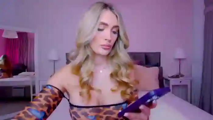 2025/10/24/flirt4free-sasha-elite-08-06-41