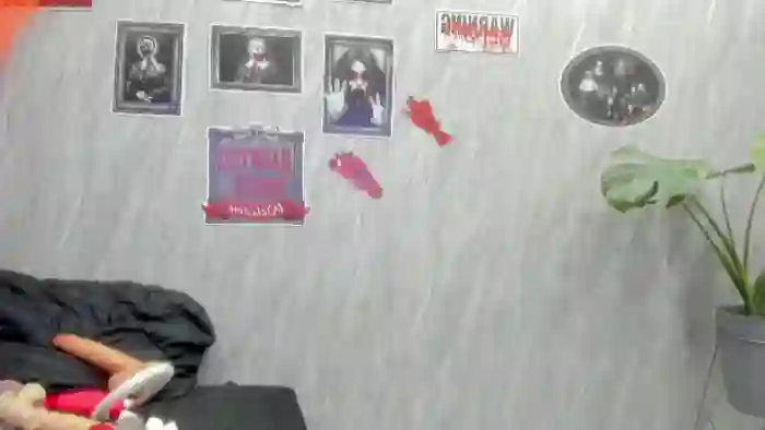 2025/10/24/flirt4free-wanda-snake-13-45-23
