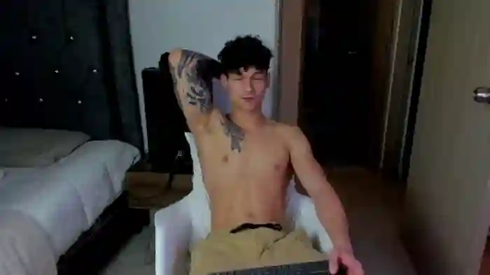 2025/10/24/flirt4free-morthy-d-01-23-39