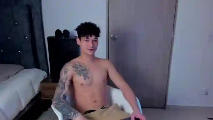 2025/10/24/flirt4free-morthy-d-02-14-27