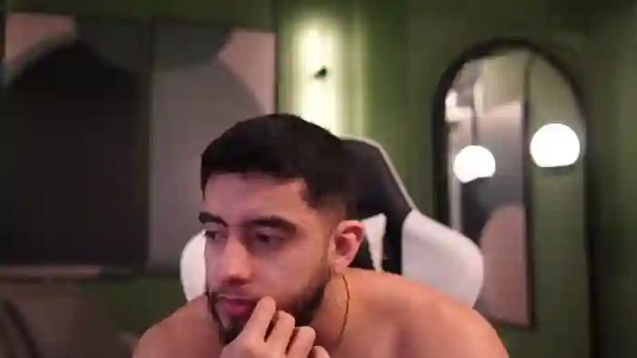 2025/10/24/flirt4free-nick-vans-14-59-59