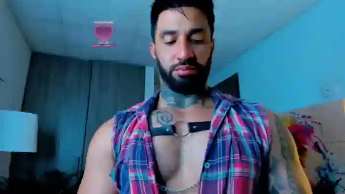2025/10/24/flirt4free-steban-bernal-17-20-22
