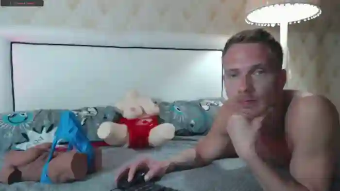 2025/10/24/flirt4free-steve-blond-09-42-31
