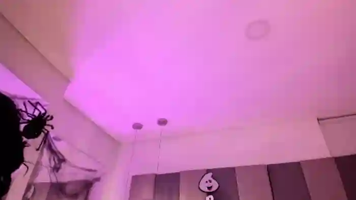 2025/10/25/flirt4free-mia-klein-08-35-40