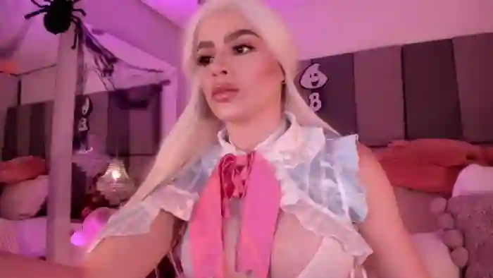 2025/10/25/flirt4free-mia-klein-23-17-56