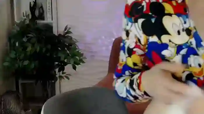 2025/10/25/flirt4free-sandra-kind-06-03-03