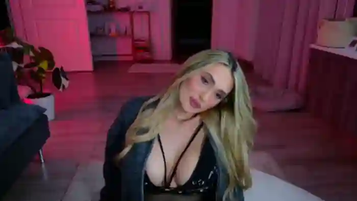 2025/10/25/flirt4free-sasha-elite-18-17-08