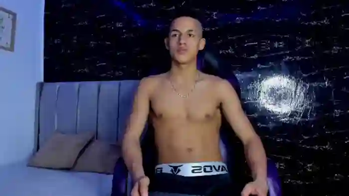 2025/10/25/flirt4free-lysander-smith-01-23-24
