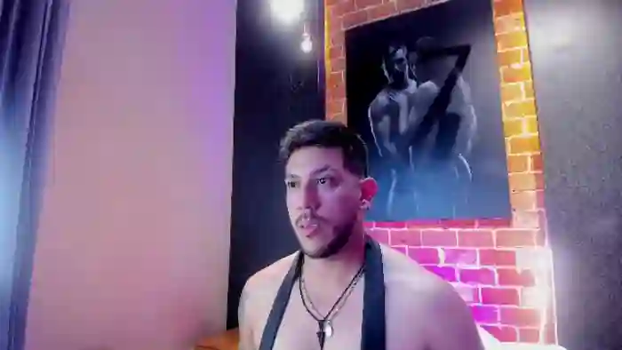 2025/10/25/flirt4free-mark-greey-18-02-08