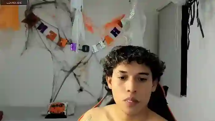 2025/10/25/flirt4free-montes-juan-04-16-27