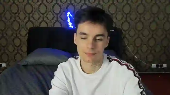2025/10/25/flirt4free-river-palme-00-26-45
