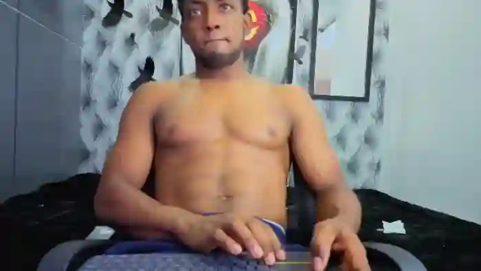 2025/10/25/flirt4free-stiven-brand-23-50-15